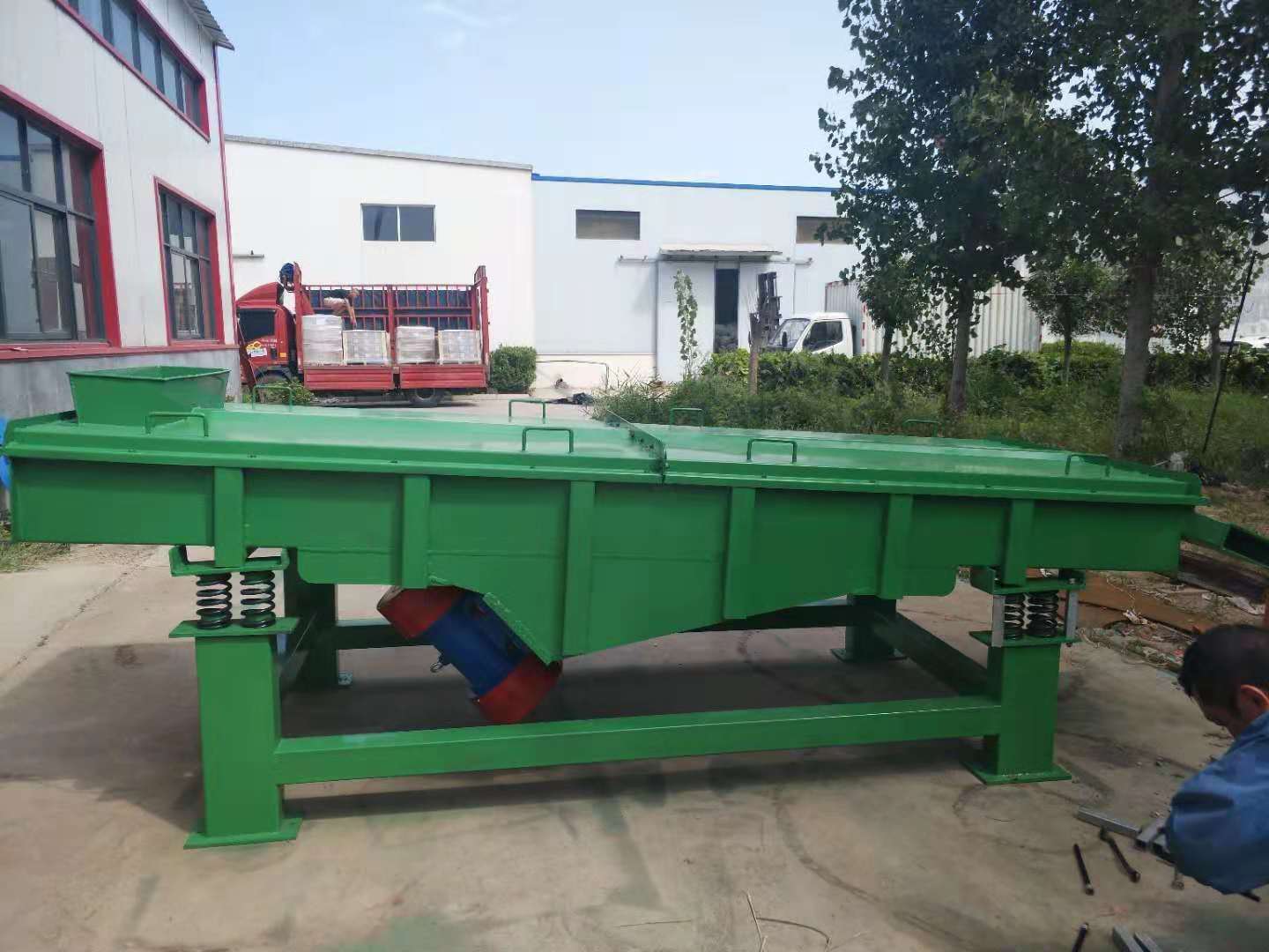 塑料、橡膠顆粒用直線篩